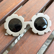 Load image into Gallery viewer, Flowers Sunglasses - My Little World