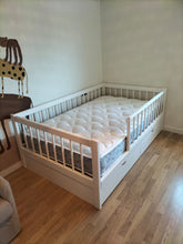 Load image into Gallery viewer, Montessori Storage Bed