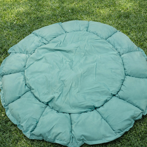 Flower shaped play mat for babies and toddlers - My Little World