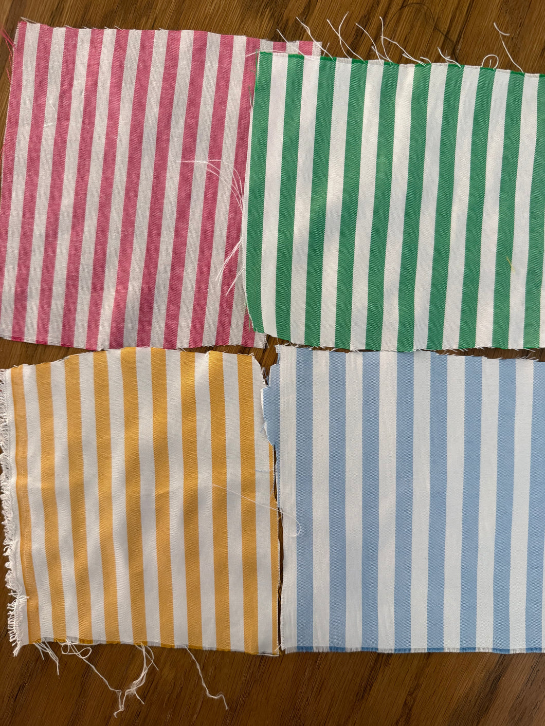 Personalized Striped Small Pouch – Style Meets Function