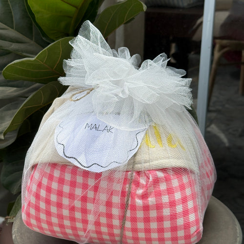Gift Wrapping - Tulle