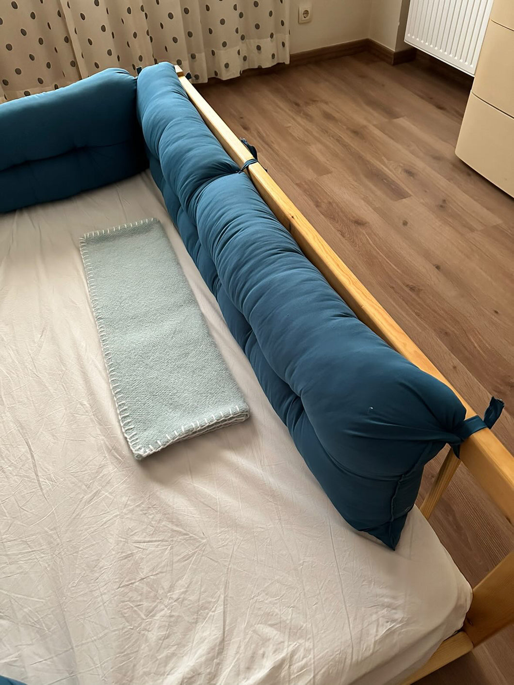 Montessori bed bumpers and cushions