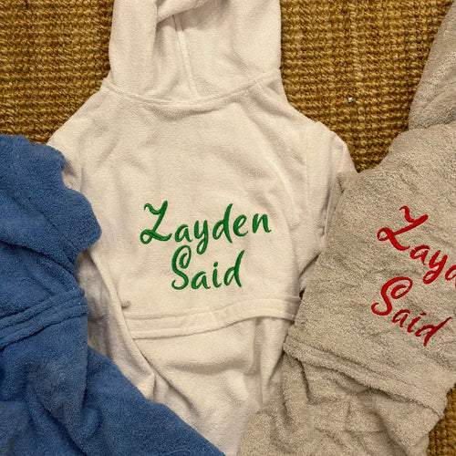 Personalized kids bathrobe embroidered with name - My Little World