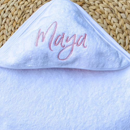 Personalized hooded towel for baby bath time - My Little World